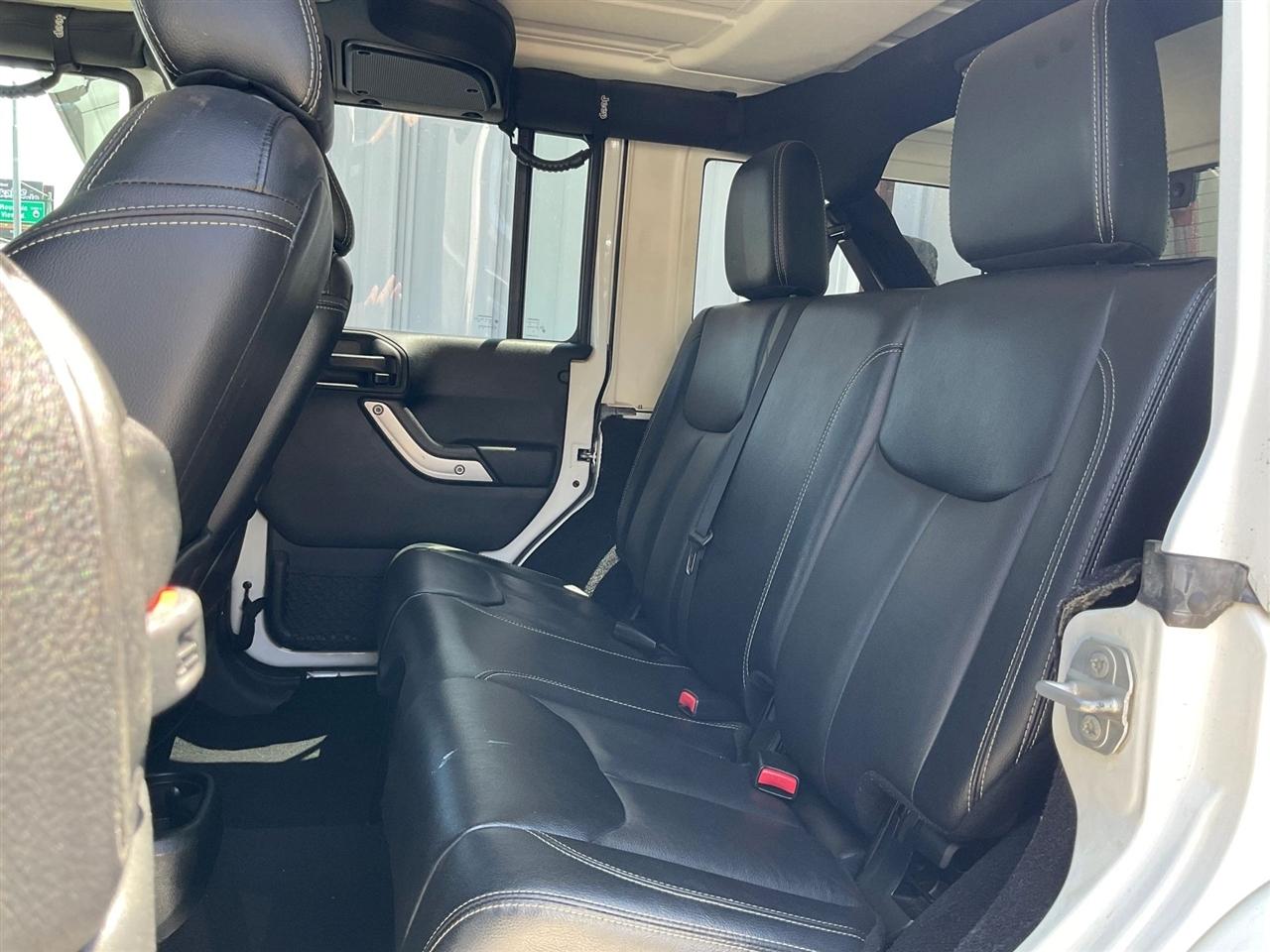 Jeep Wrangler  2016