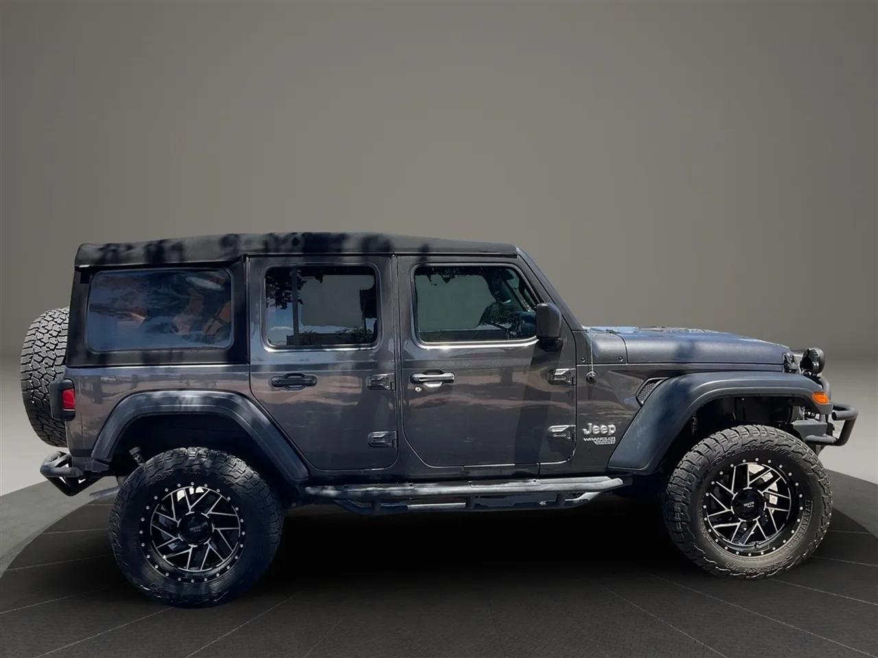 Jeep Wrangler  2018