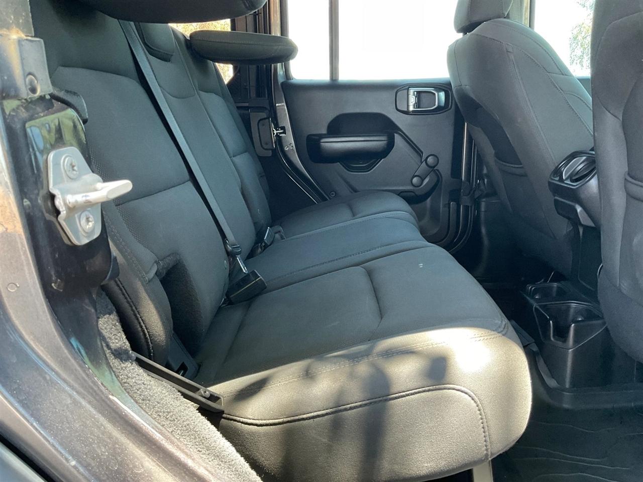Jeep Wrangler  2018