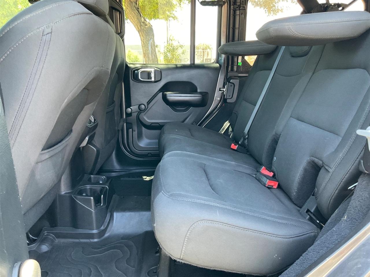 Jeep Wrangler  2018