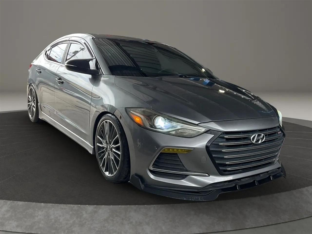 Hyundai Elantra  2018