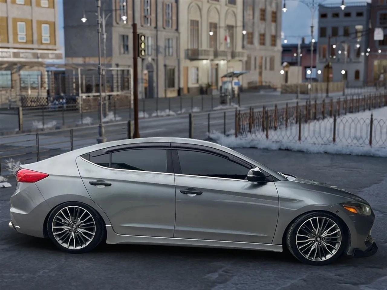 Hyundai Elantra  2018