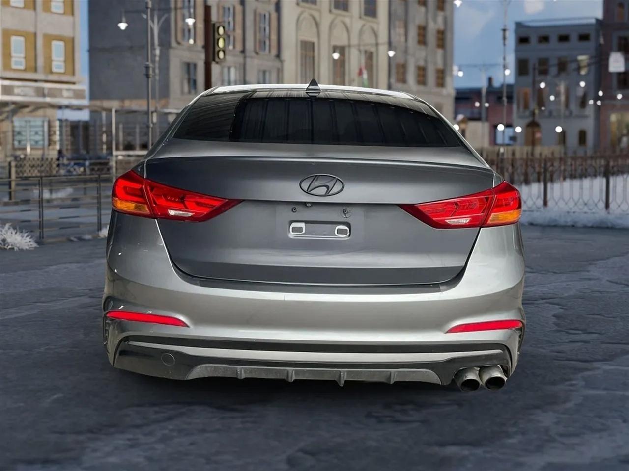 Hyundai Elantra  2018