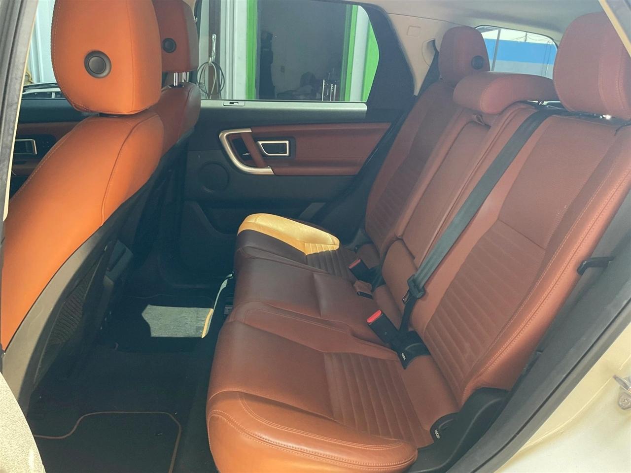 Land Rover Discovery Sport  2017