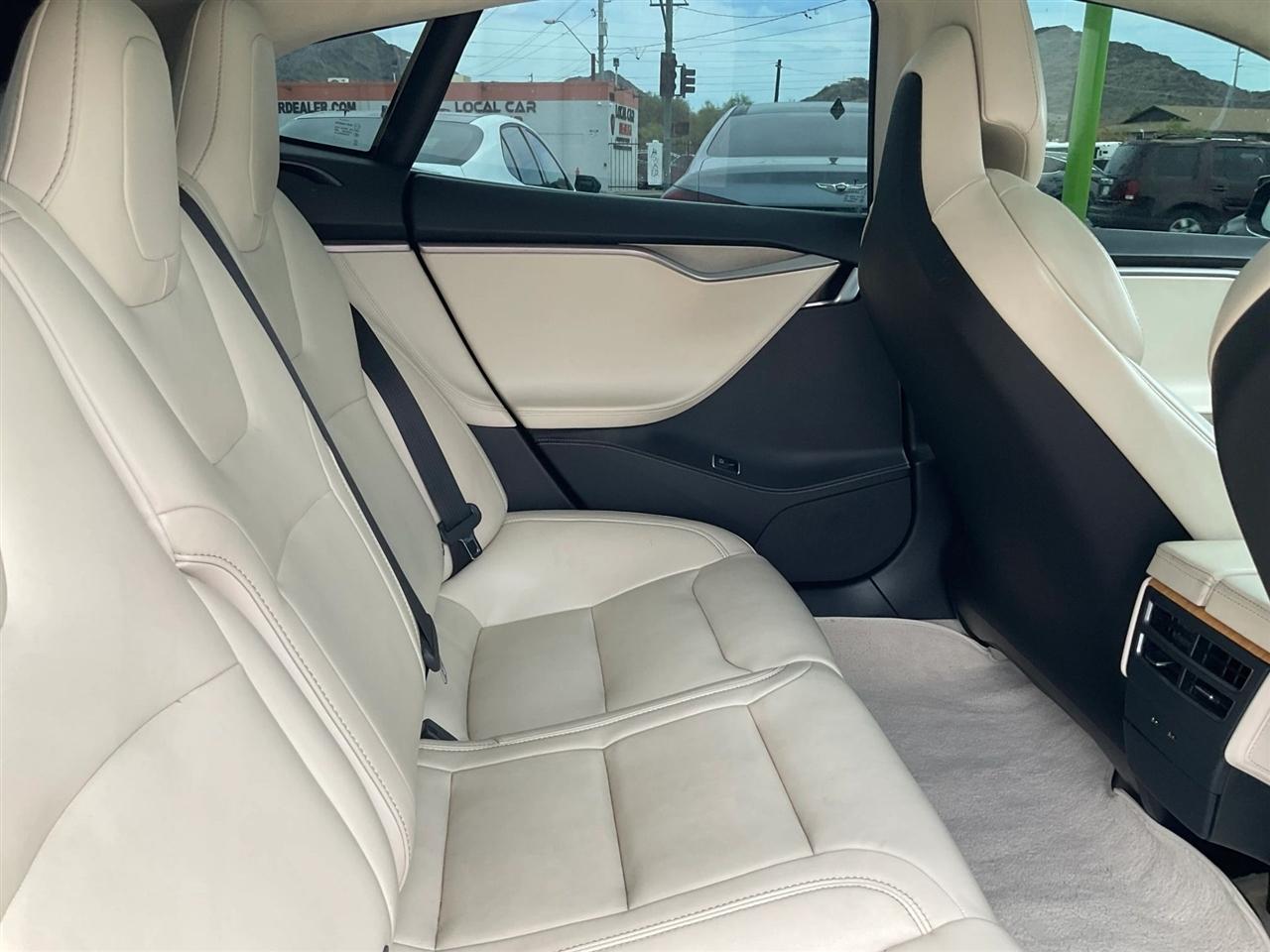 Tesla Model S  2019