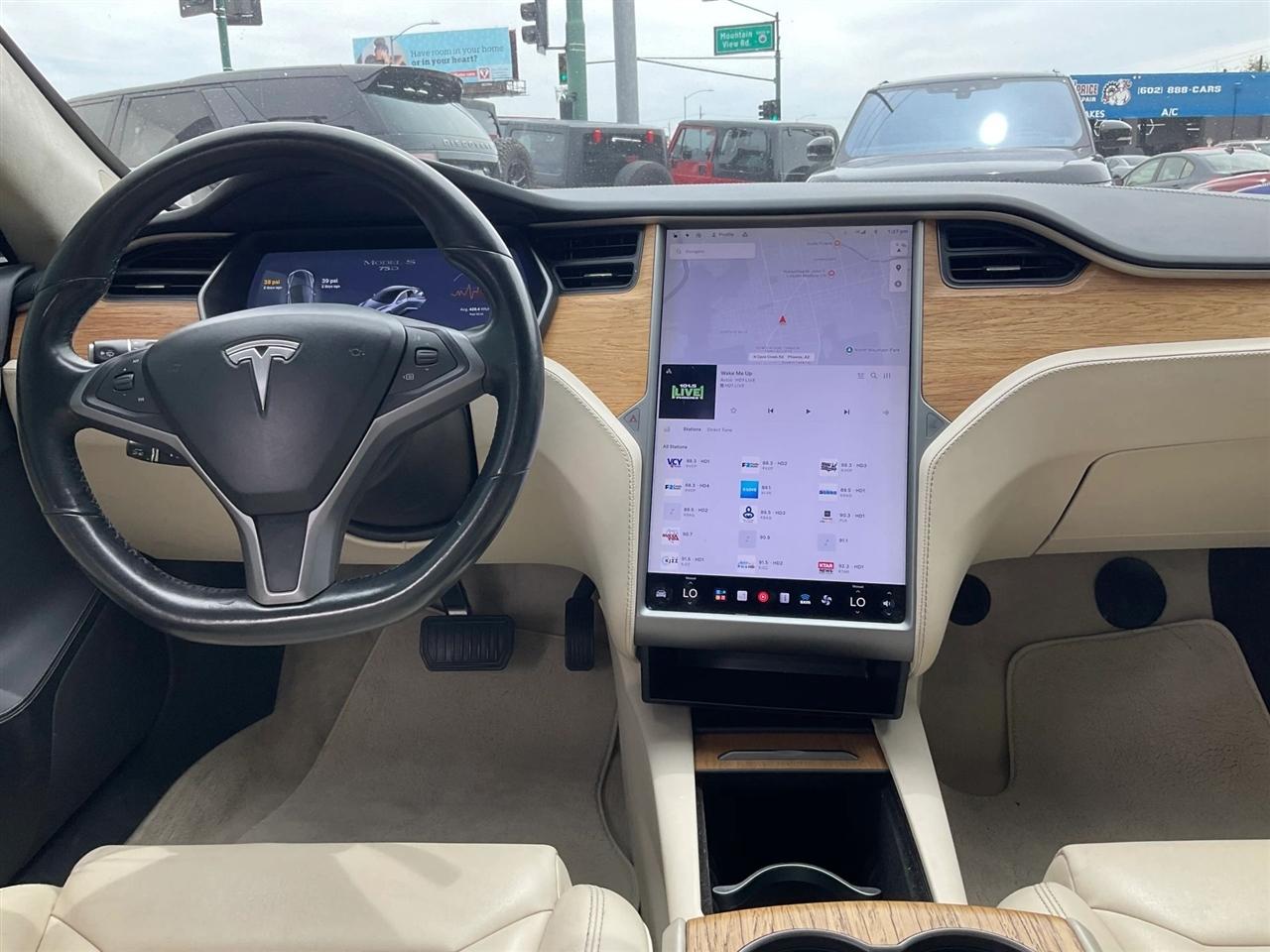 Tesla Model S  2019