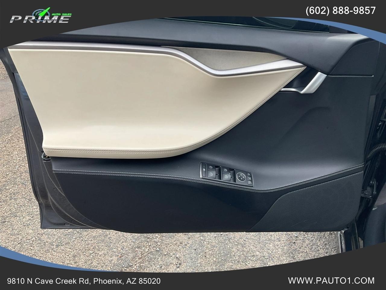 Tesla Model S  2019