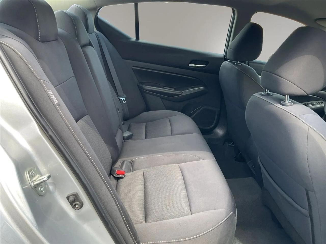 Nissan Altima  2022