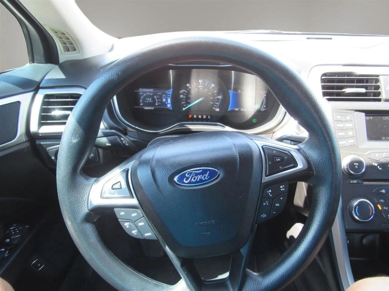 Ford Fusion Hybrid  2017