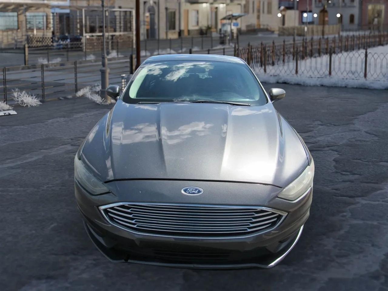 Ford Fusion Hybrid  2017