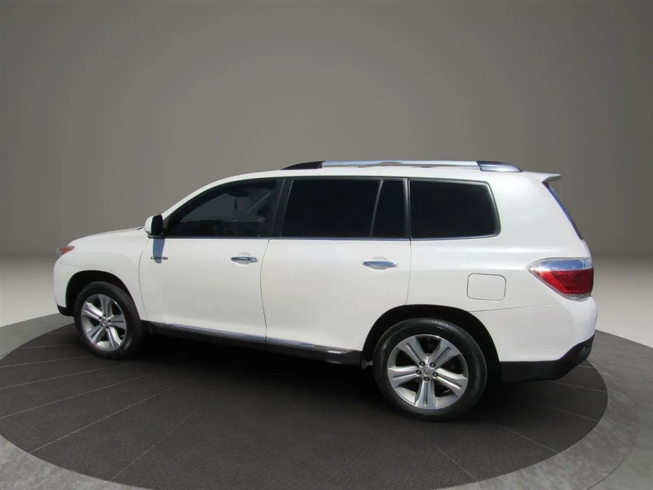 Toyota Highlander  2012
