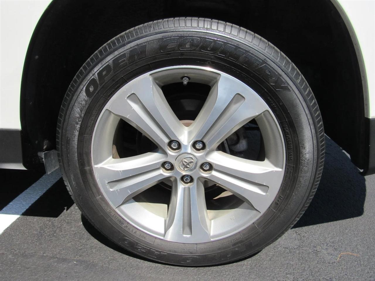Toyota Highlander  2012