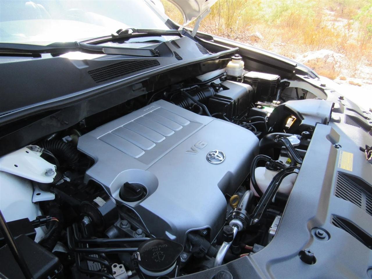 Toyota Highlander  2012
