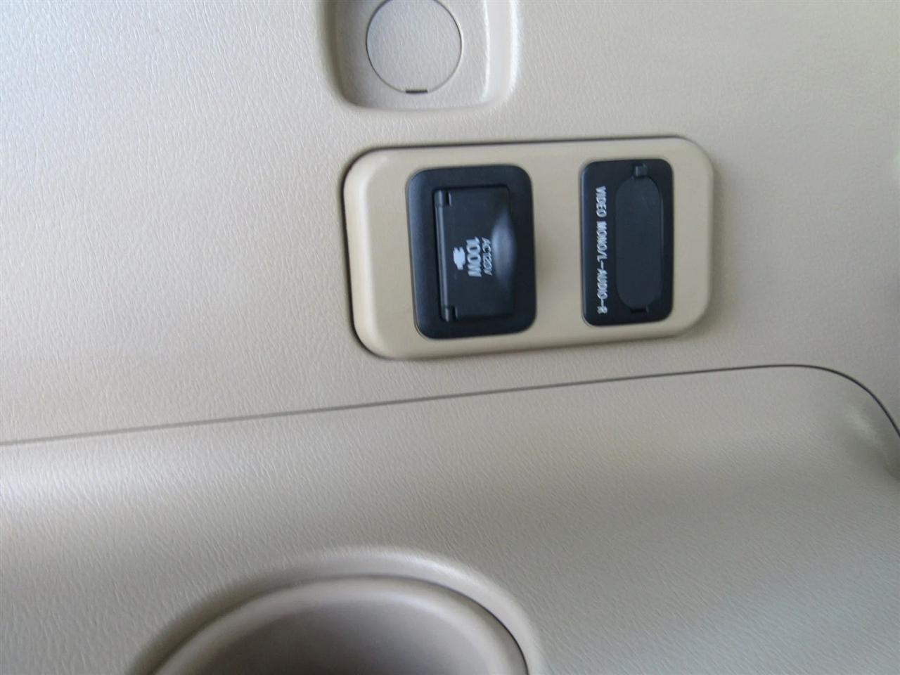 Toyota Highlander  2012
