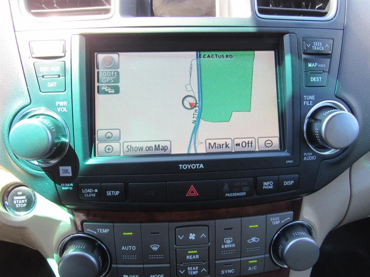 Toyota Highlander  2012