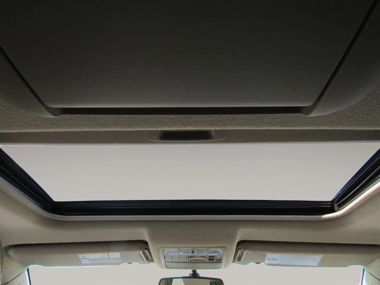 Toyota Highlander  2012