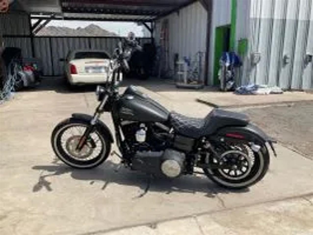 Harley-Davidson FXDB103  2015