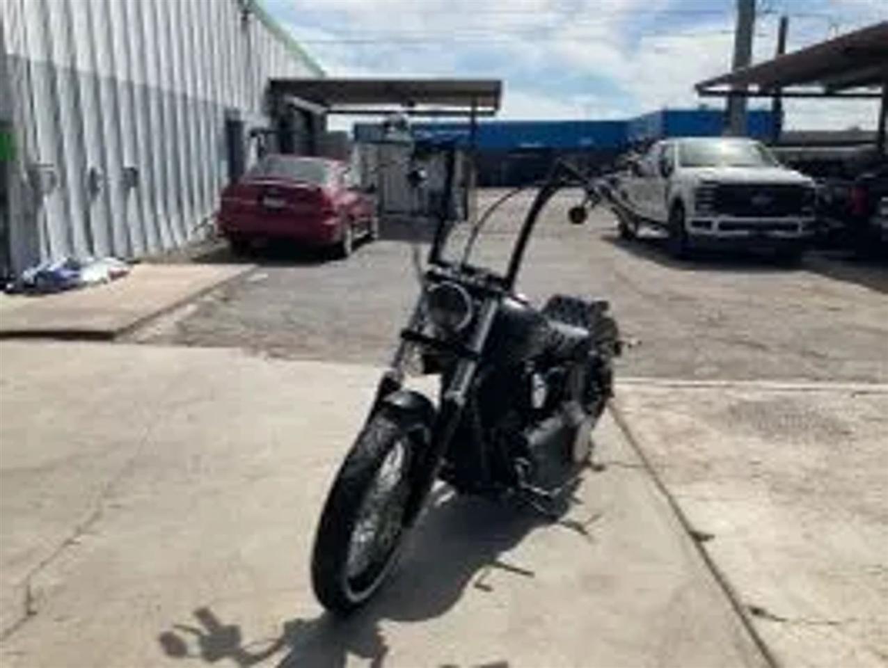 Harley-Davidson FXDB103  2015