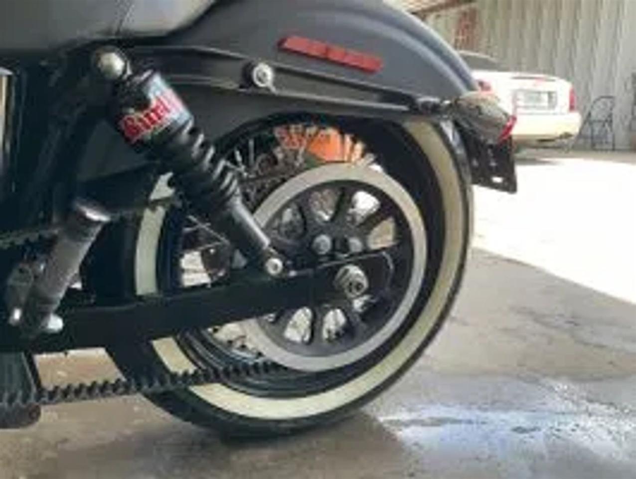 Harley-Davidson FXDB103  2015