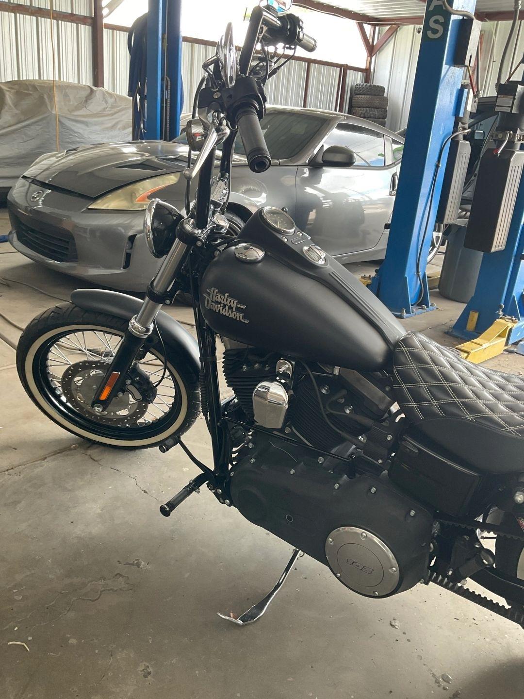Harley-Davidson FXDB103  2015