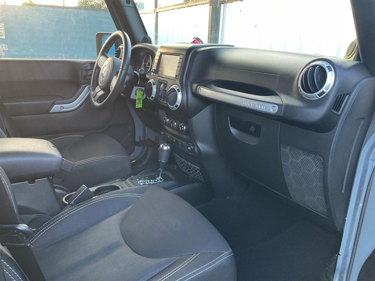Jeep Wrangler  2014