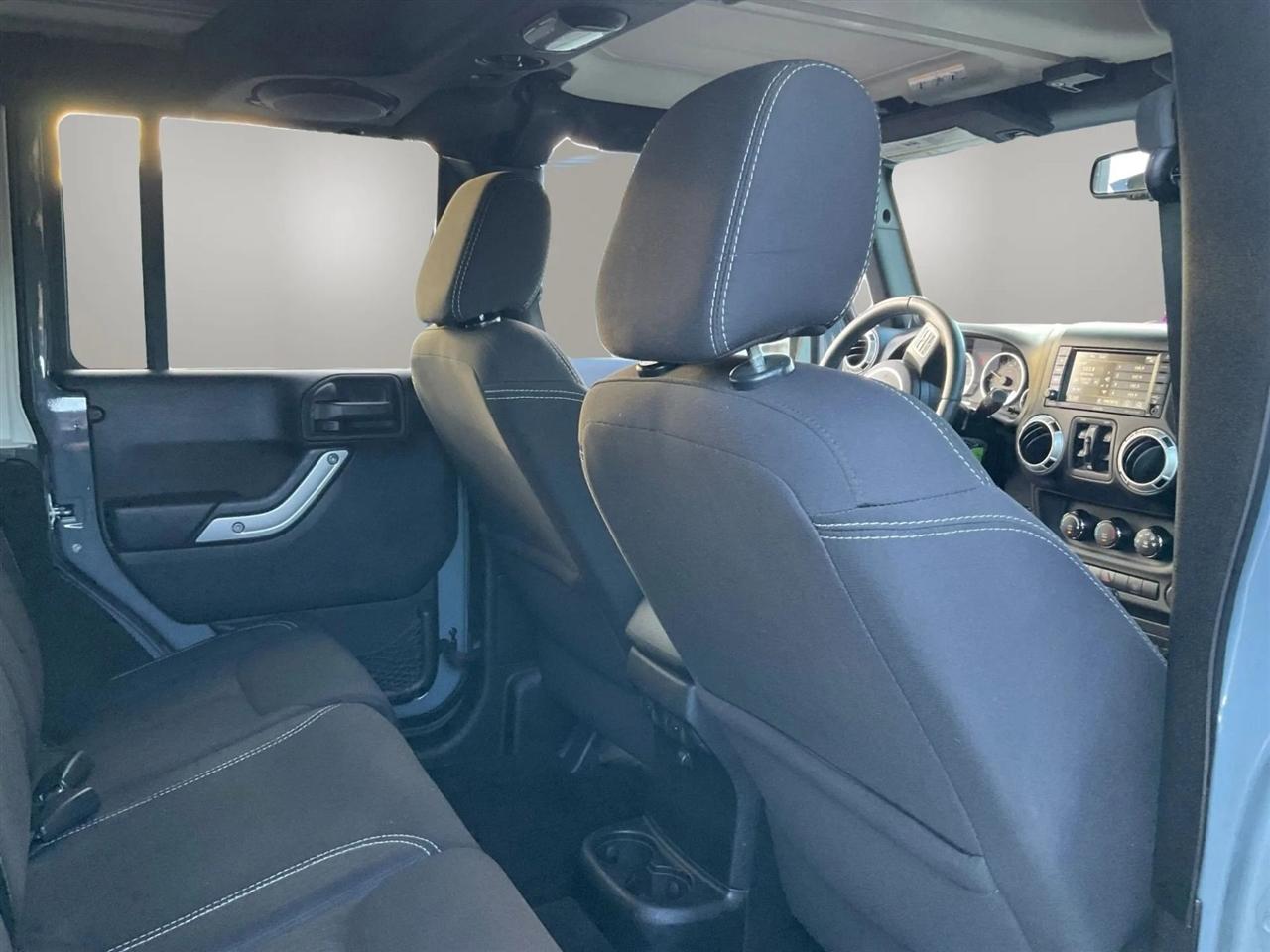 Jeep Wrangler  2014