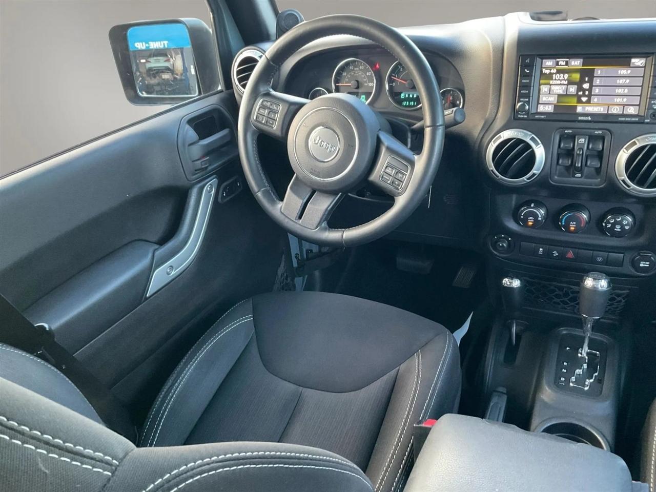 Jeep Wrangler  2014