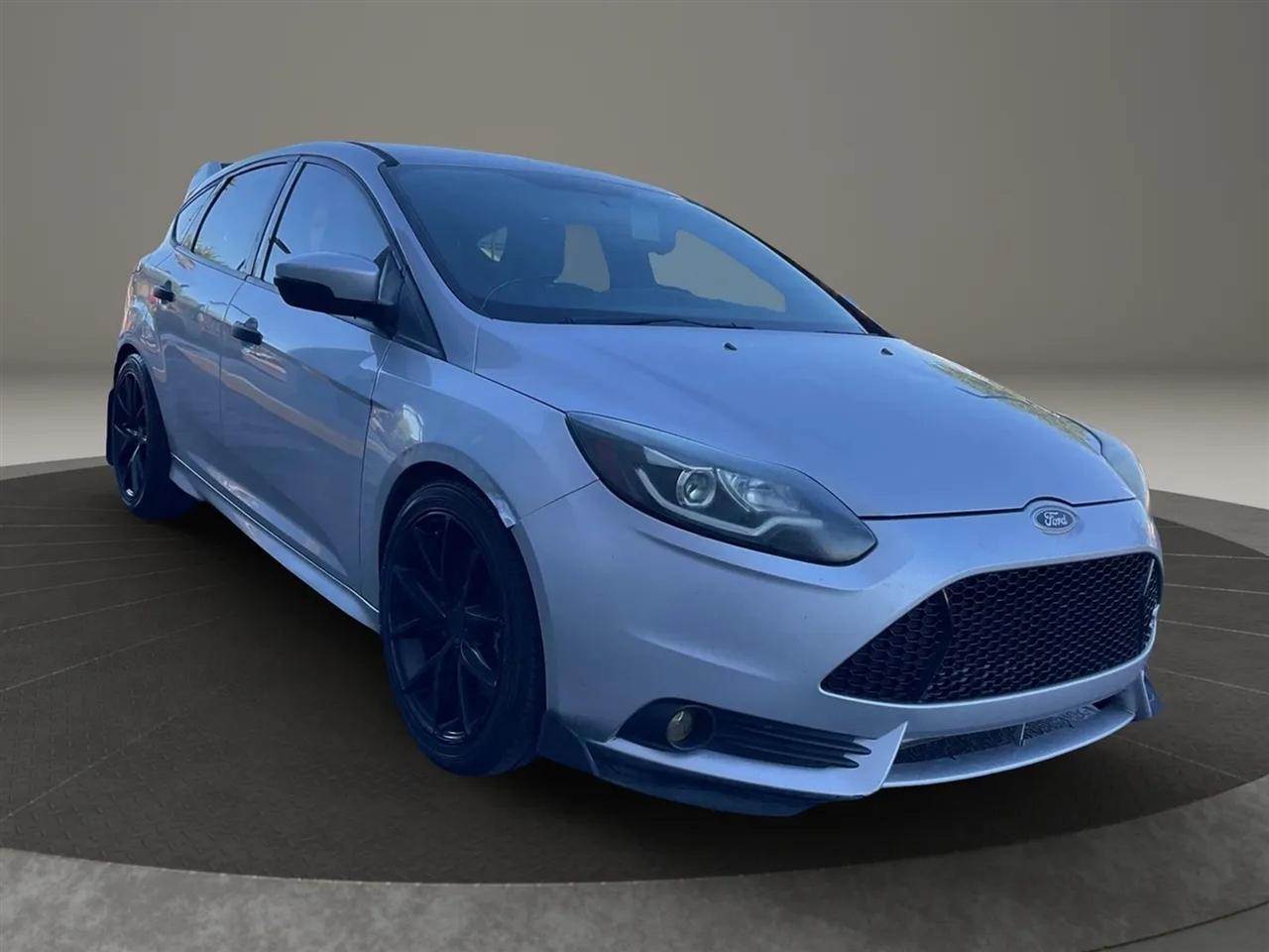 Ford Focus  2014