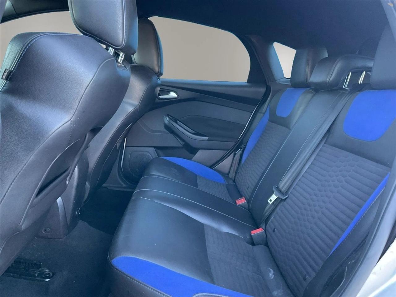 Ford Focus  2014