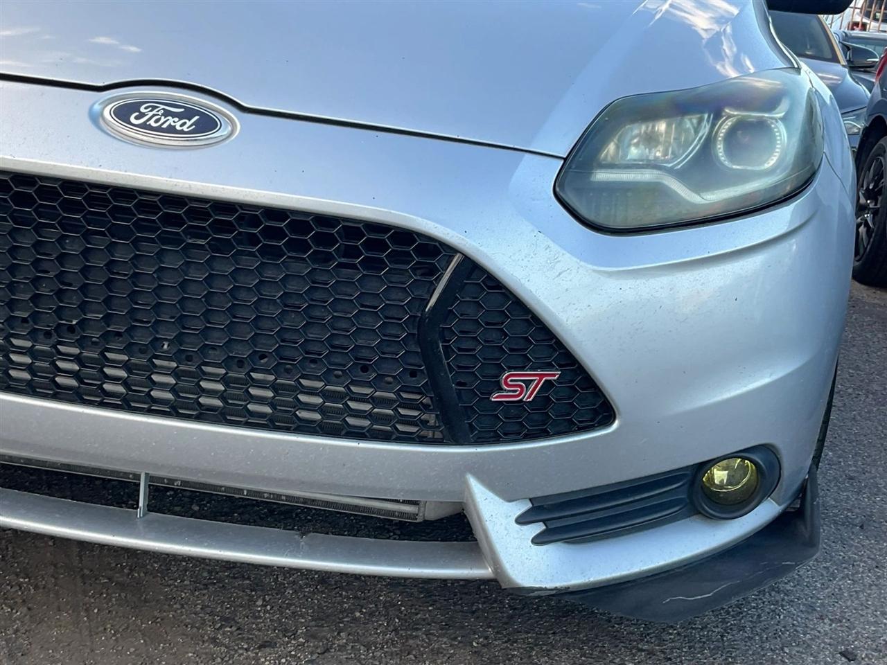 Ford Focus  2014