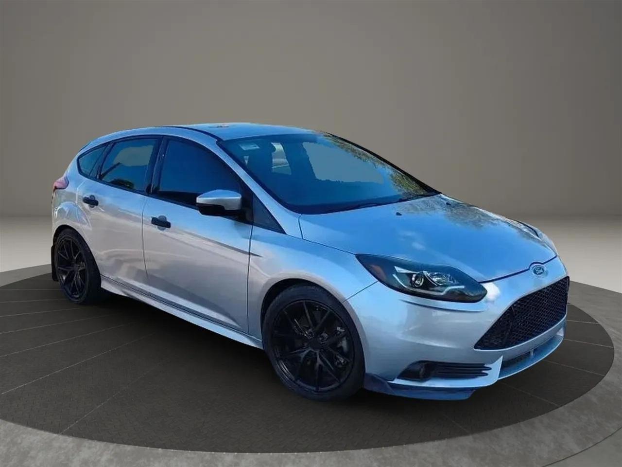 Ford Focus  2014