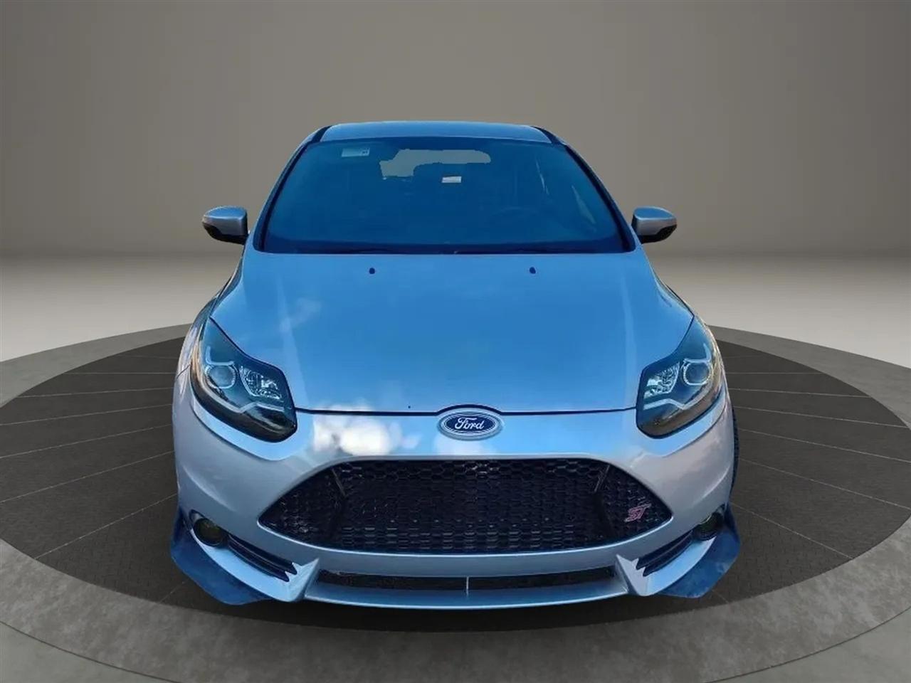 Ford Focus  2014
