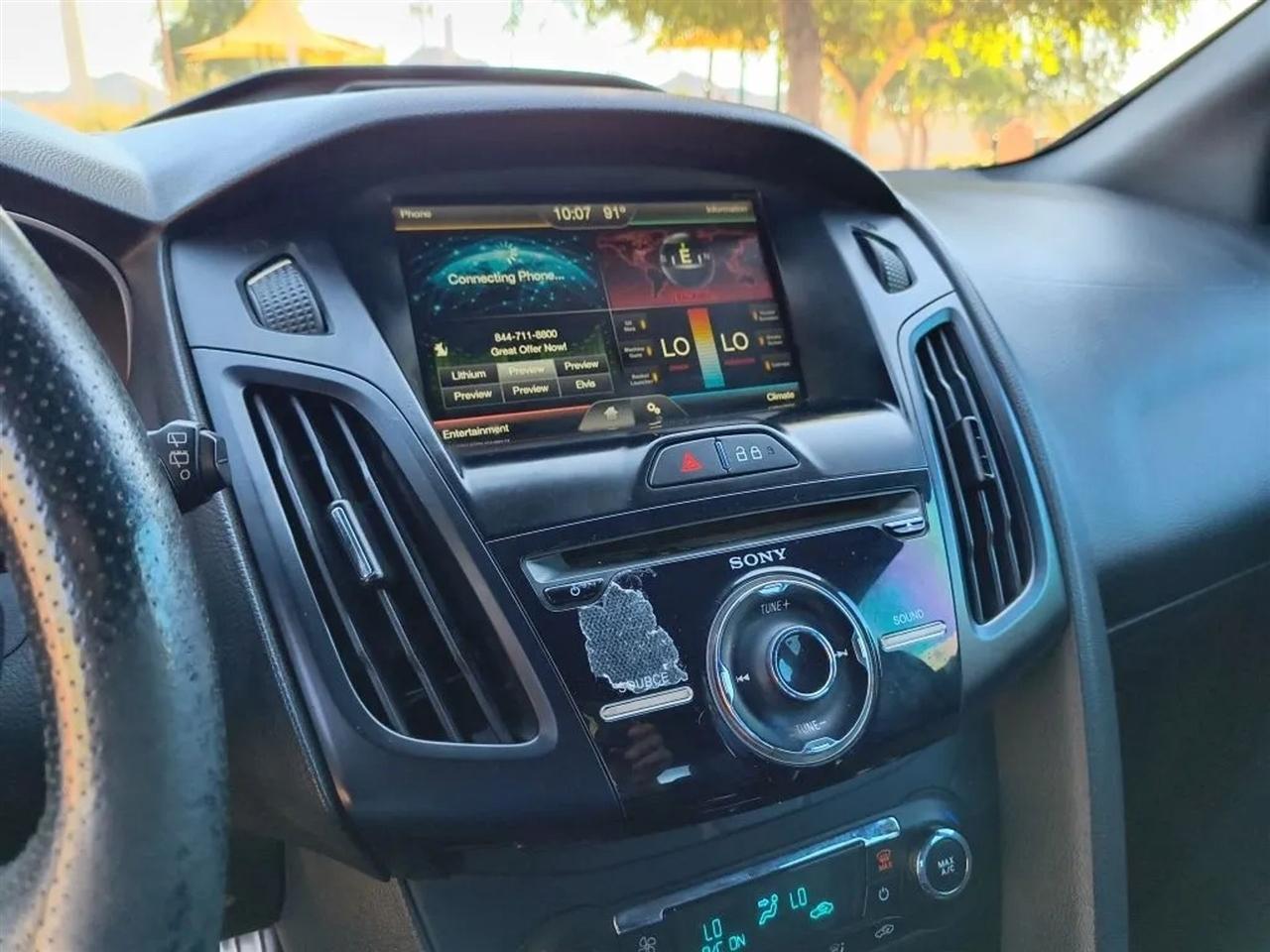Ford Focus  2014