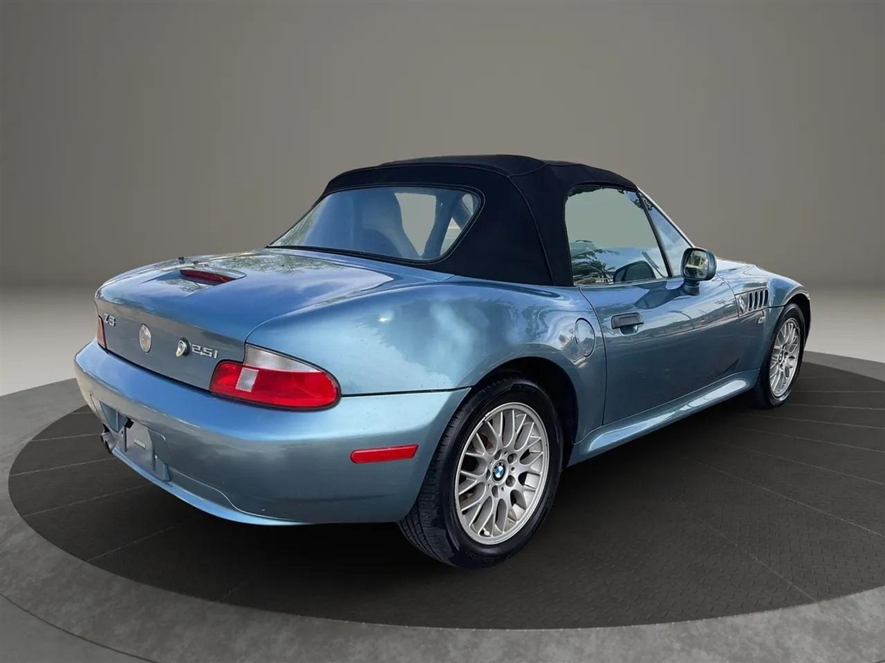 BMW Z3  2002