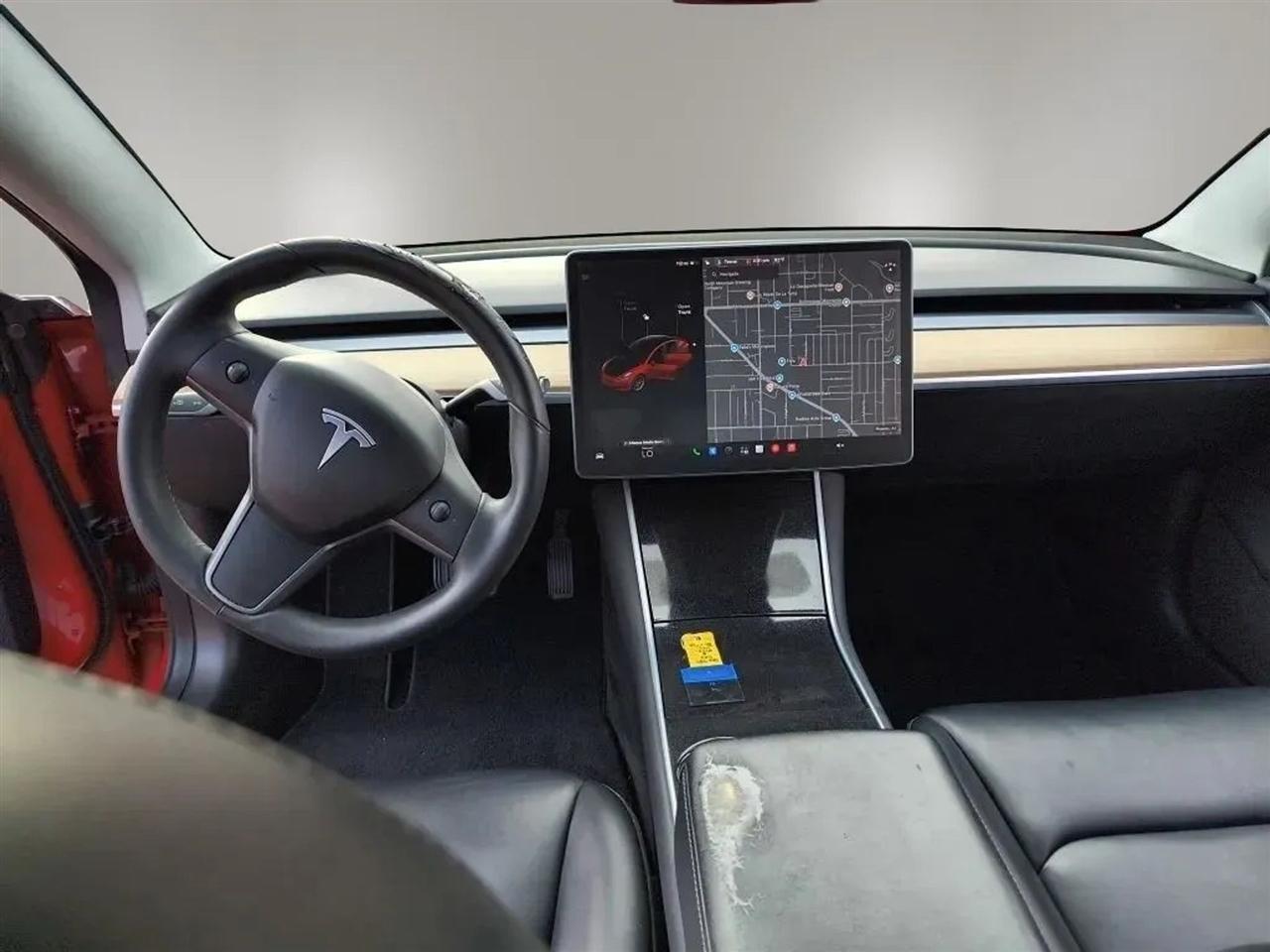 Tesla Model 3  2020
