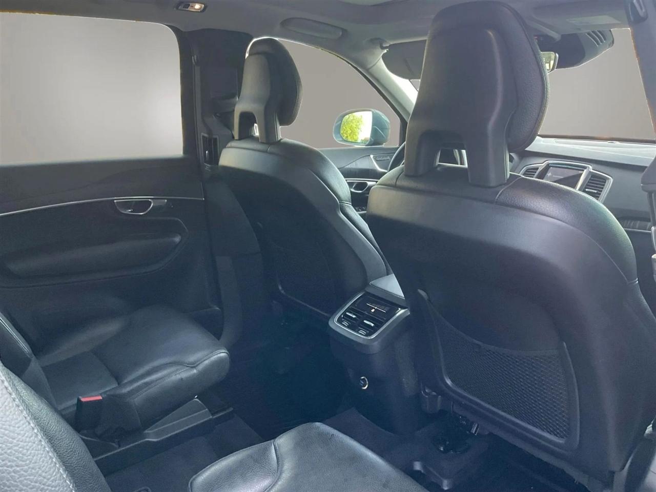 Volvo XC90  2020