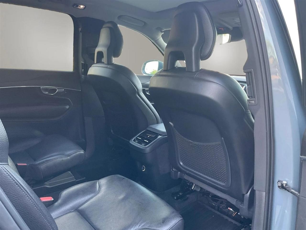 Volvo XC90  2020