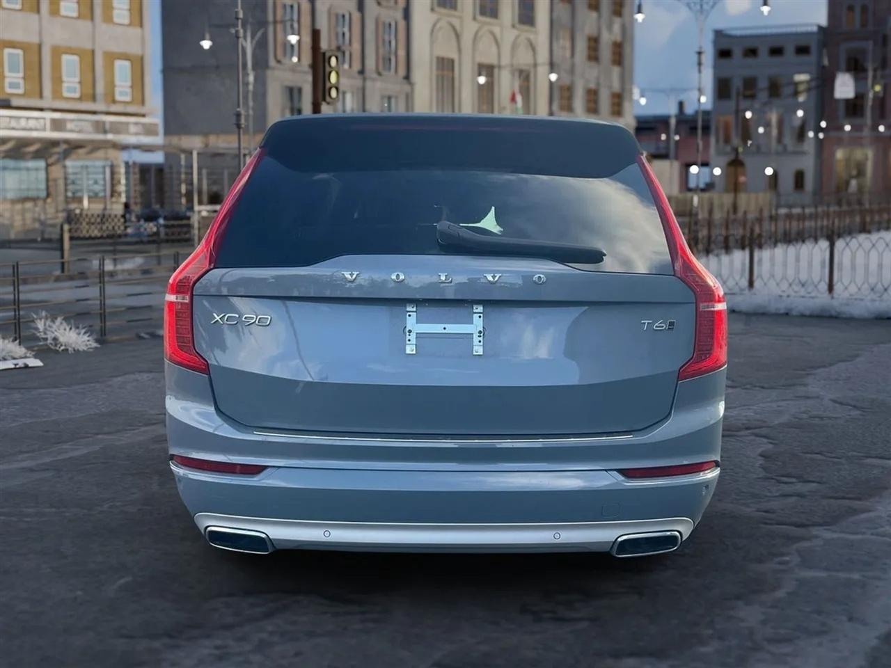 Volvo XC90  2020