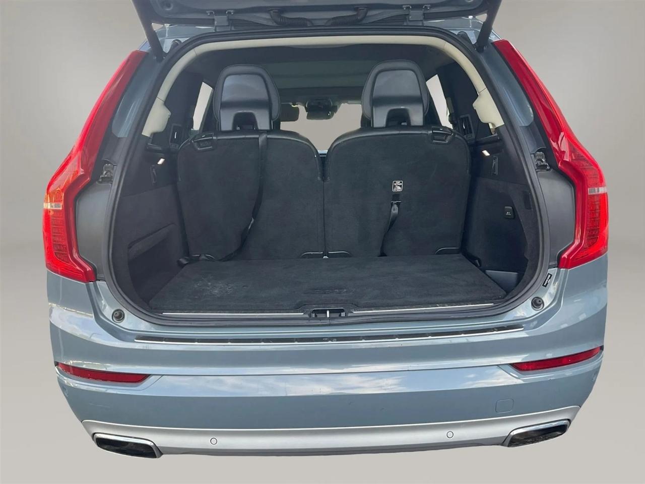 Volvo XC90  2020