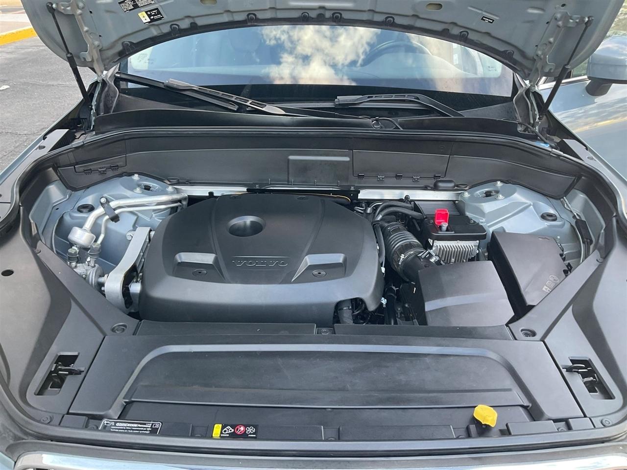 Volvo XC90  2020