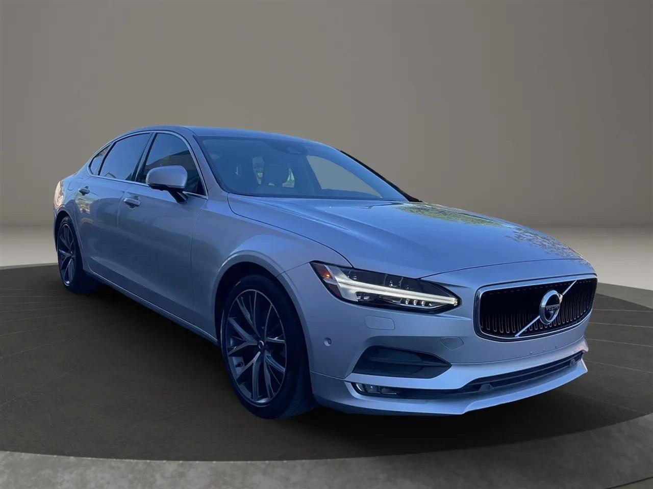 Volvo S90  2018