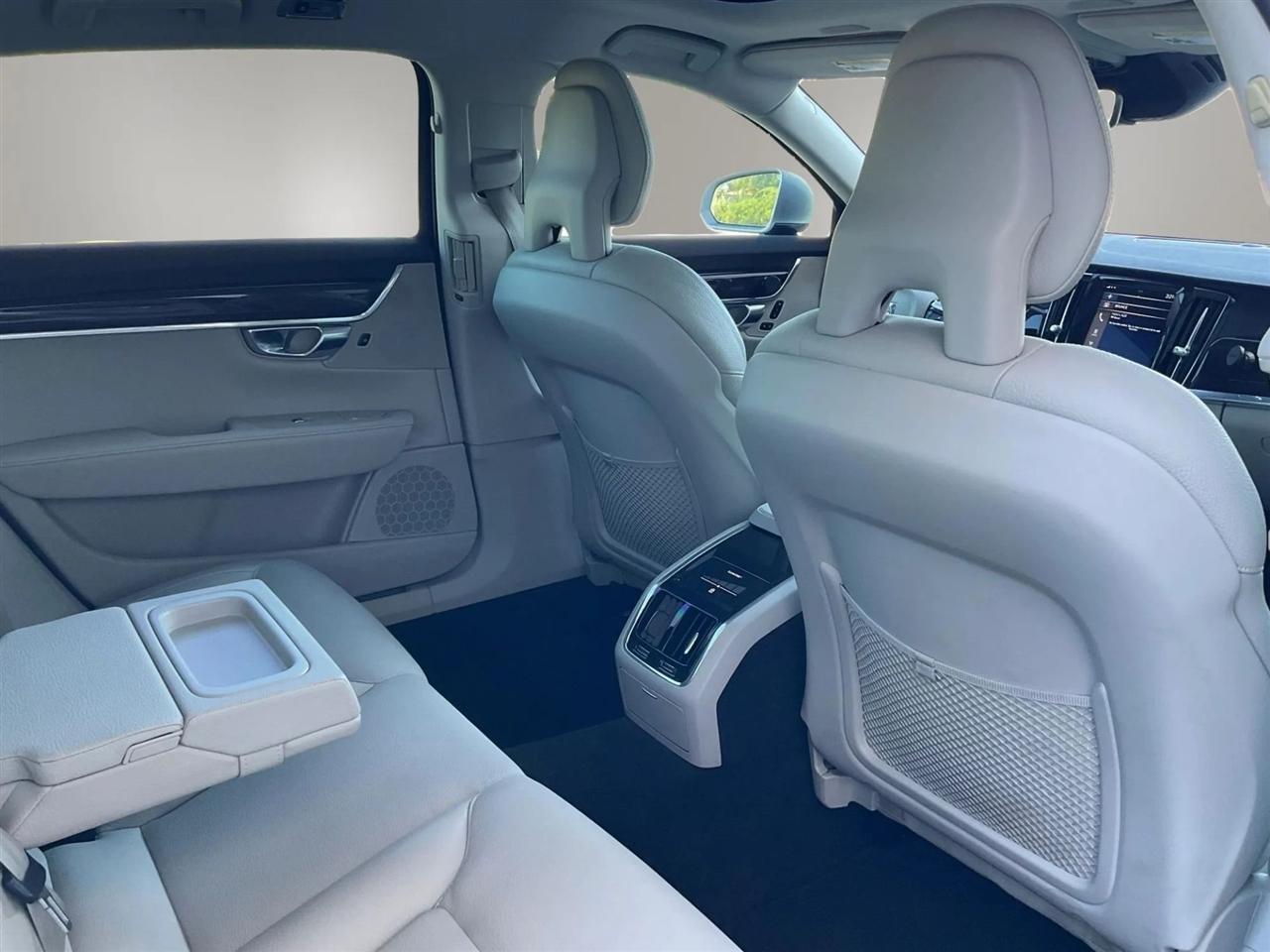 Volvo S90  2018