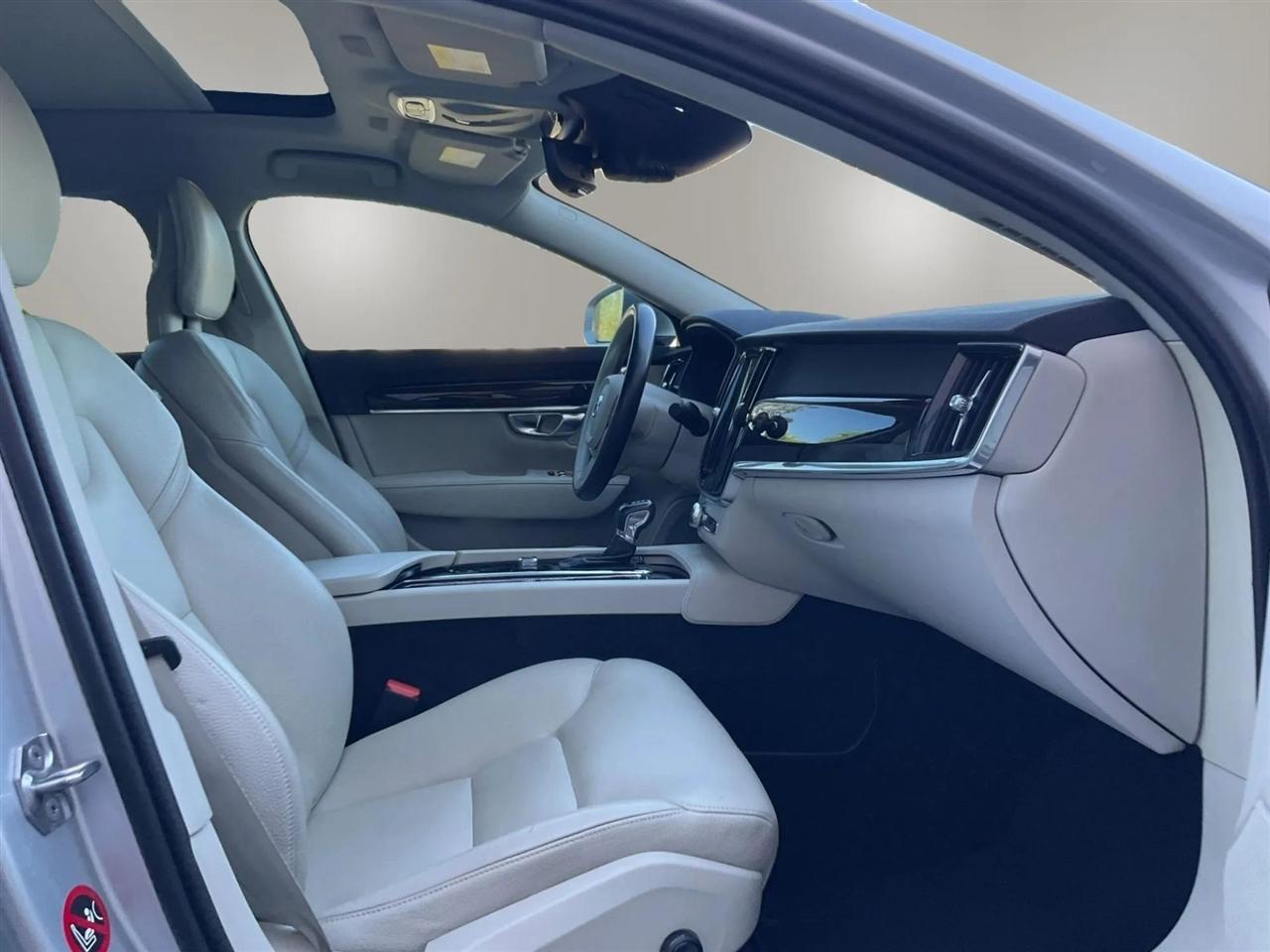Volvo S90  2018