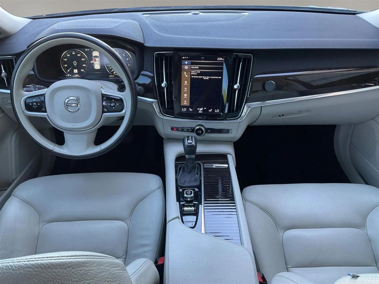 Volvo S90  2018
