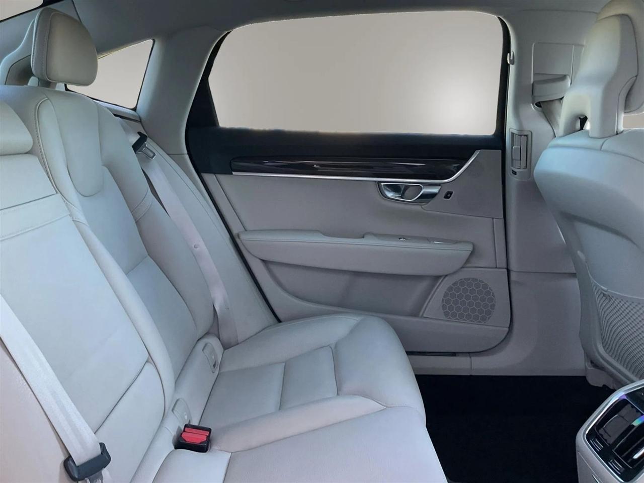 Volvo S90  2018