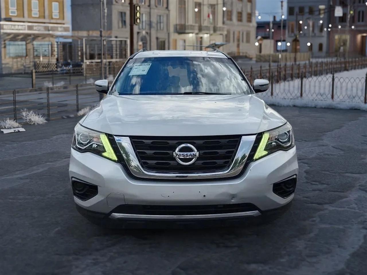 Nissan Pathfinder  2018