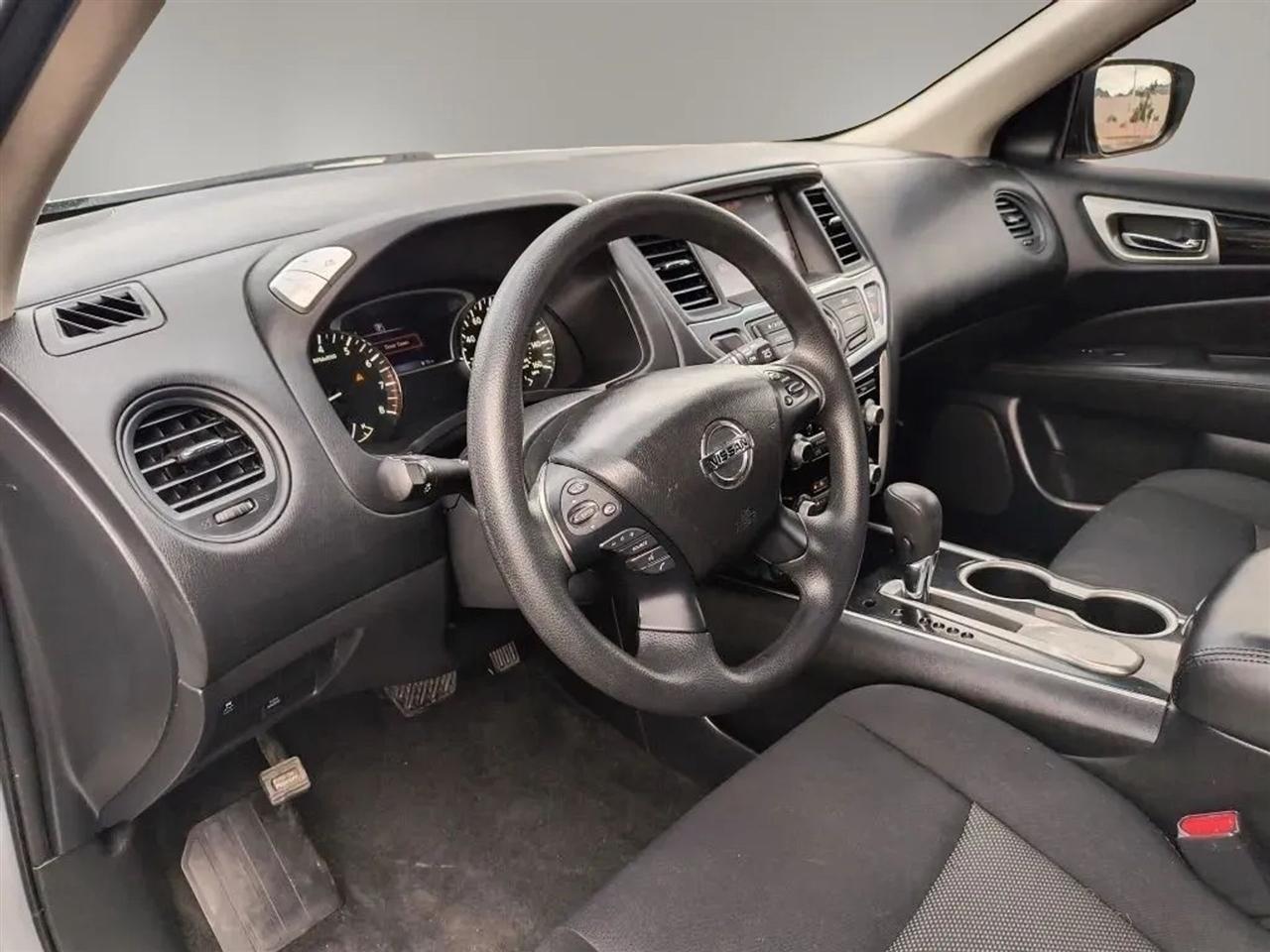 Nissan Pathfinder  2018