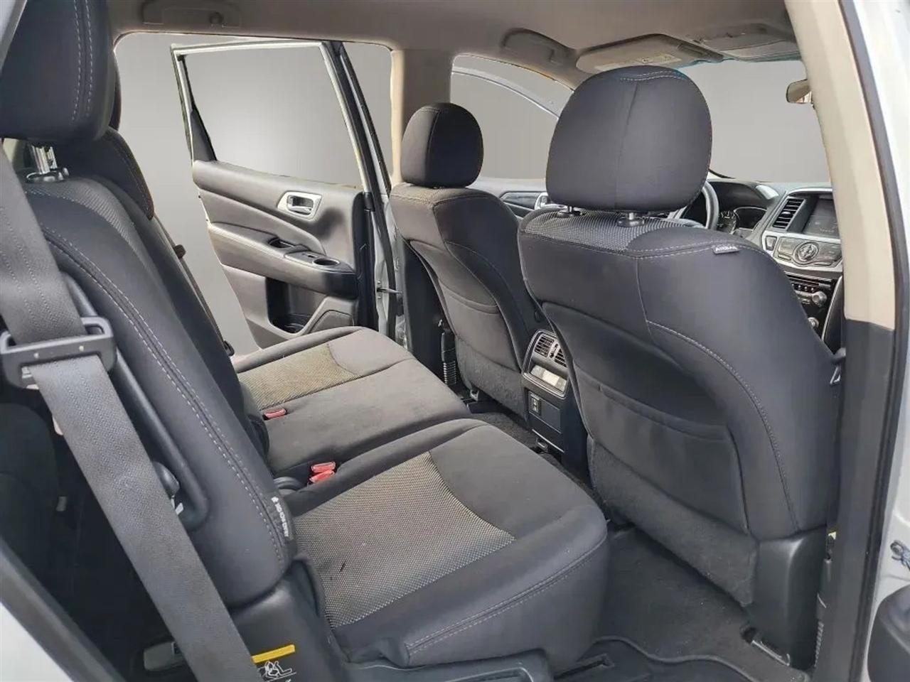 Nissan Pathfinder  2018