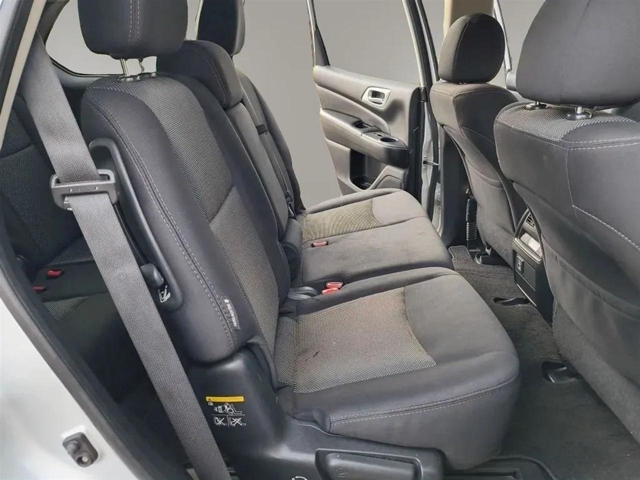 Nissan Pathfinder  2018