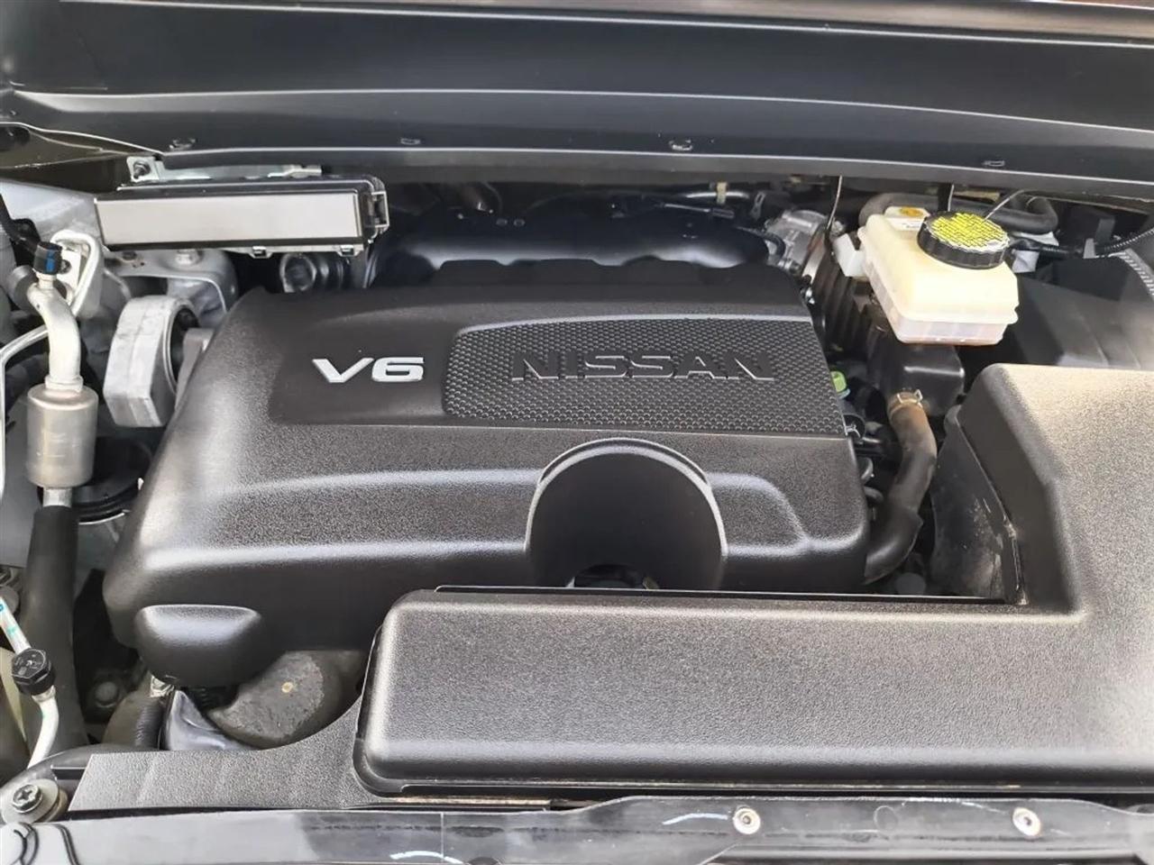 Nissan Pathfinder  2018